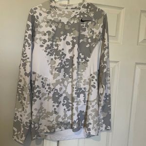 Nike Dri Fit - Size Large